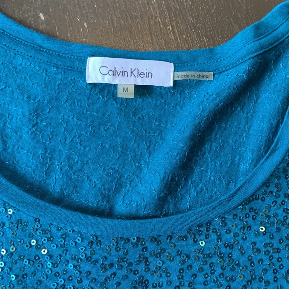 Calvin Klein blue green sequin tee. Worn‎ 1x - Picture 1 of 3